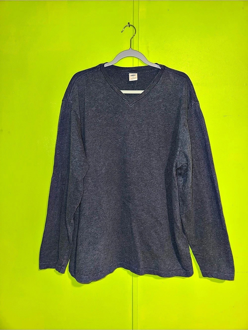 Old Navy Soft-Washed Long-Sleeve V-Neck Tee Gray XXL